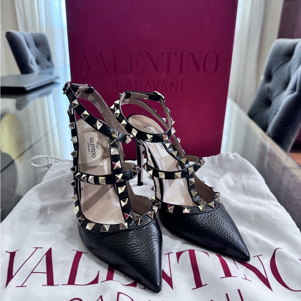 Valentino Garavani Black Rockstud Leather Pointed Toe Strappy Heels